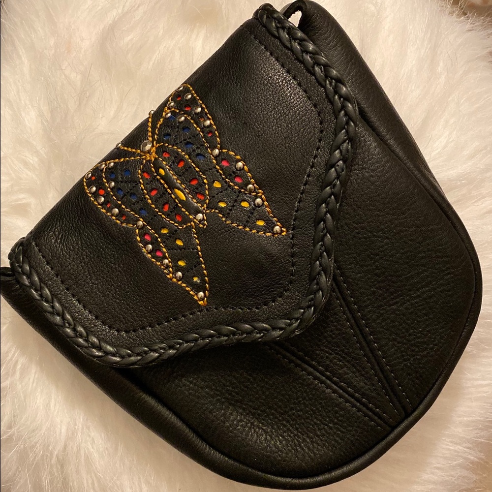 Leather pouch